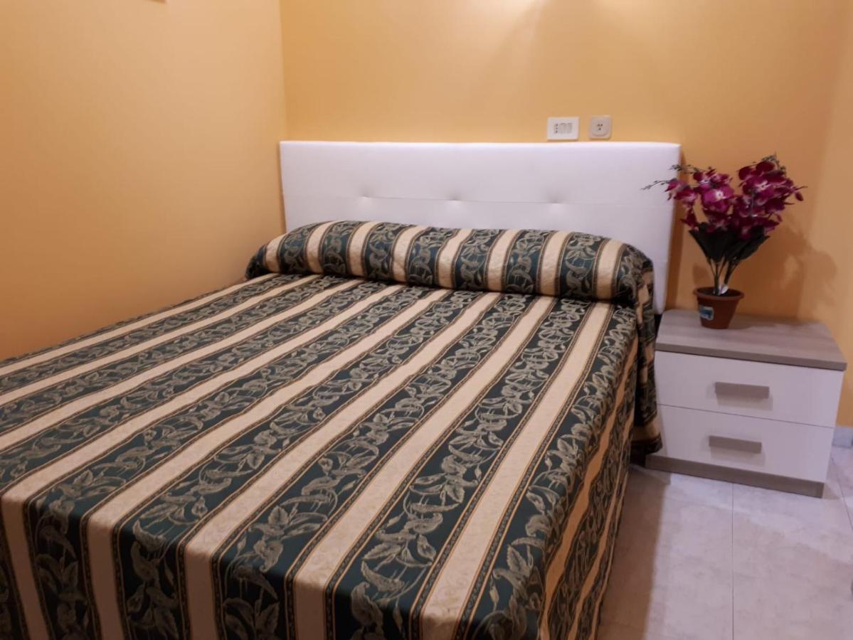 Sun Light Guest House 2 โรม ภายนอก รูปภาพ