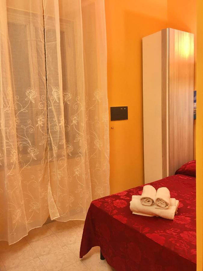 Sun Light Guest House 2 โรม ภายนอก รูปภาพ